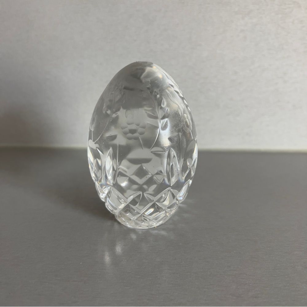 VTG 1985 Royal Gallery 24% Lead Crystal Egg Paperweight Cut Glass Yugoslavia Mde
